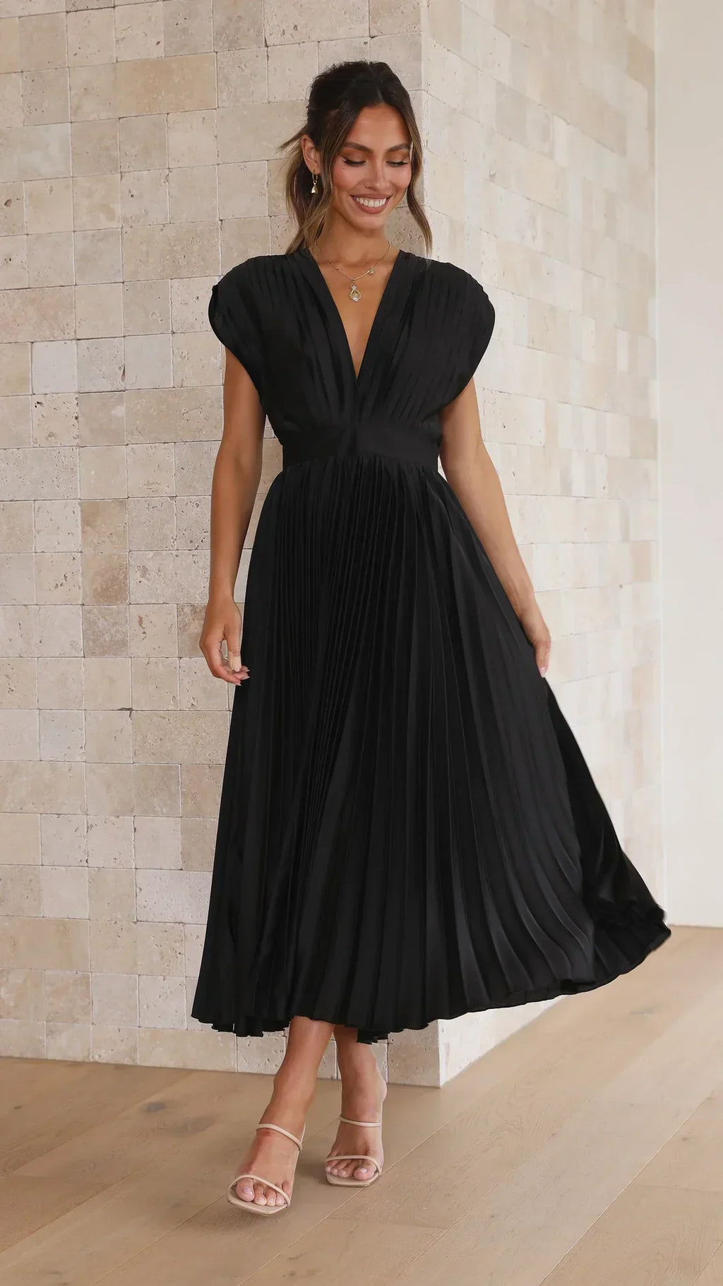 Alice | Vestido Midi Plissado
