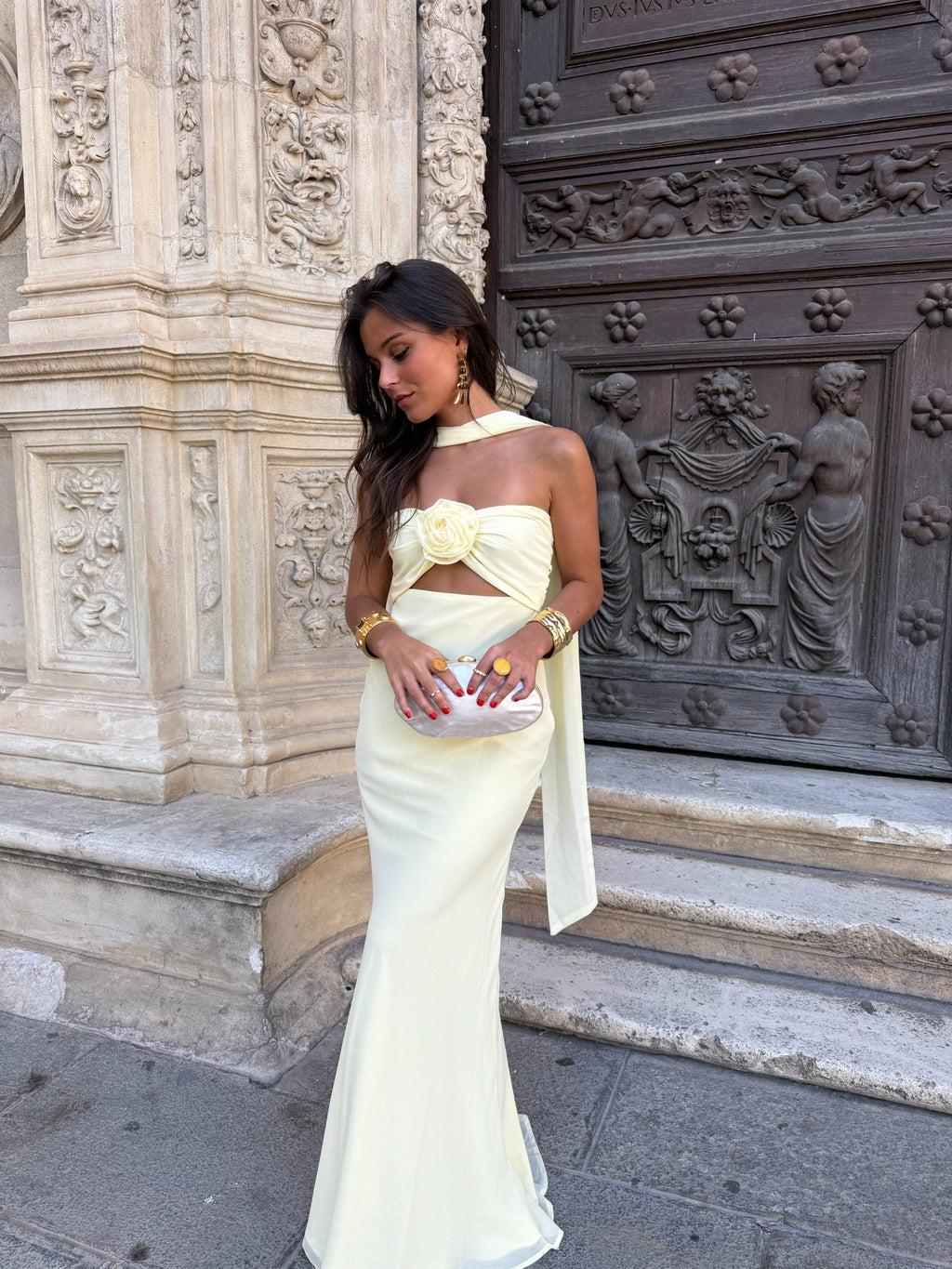 Zaira / Vestido amarelo pastel com flores