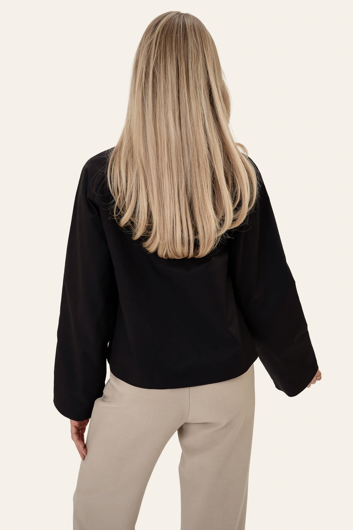 Gabardina LunaIC - Preto Core