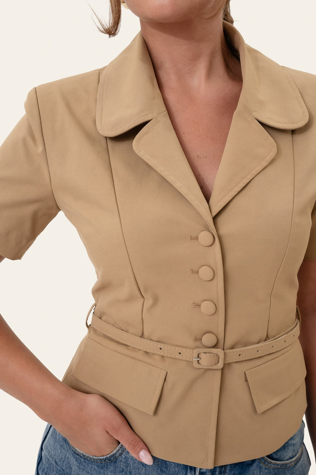 Blazer AnnieIC Tee - Camelo