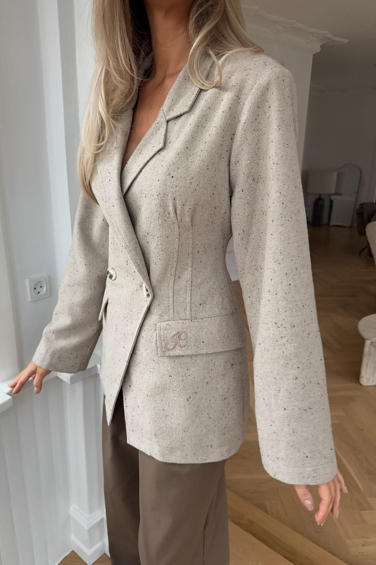 Blazer cintado VeraIC – Bege mesclado